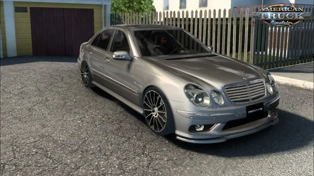 Mercedes Benz E55 AMG W211 v1.6